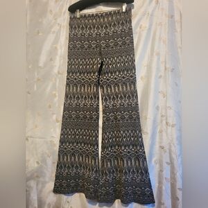 Beautiful ivy Jane knit palazzo bell bottom pants SZ SM in EUC